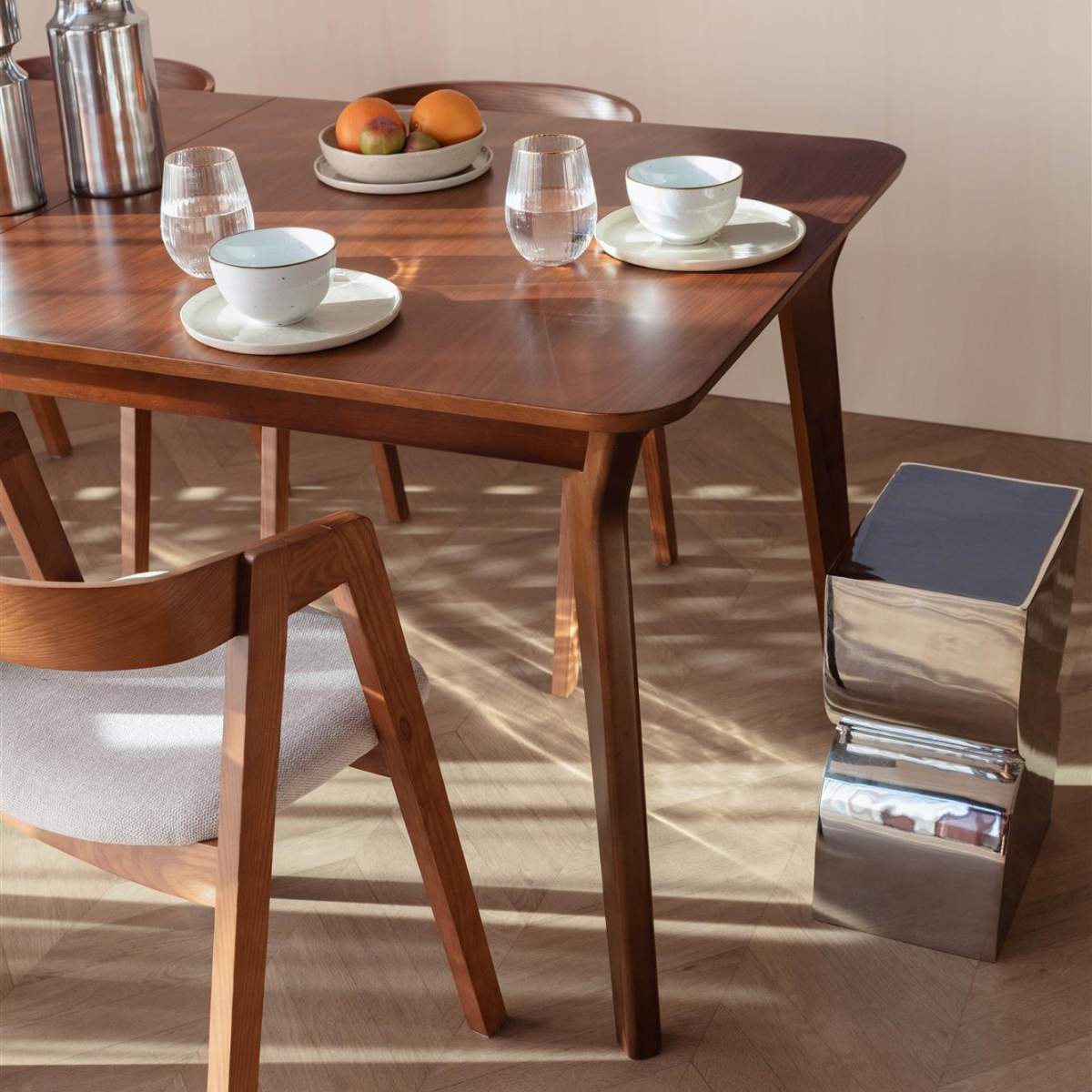 Zuiver Table Ellen