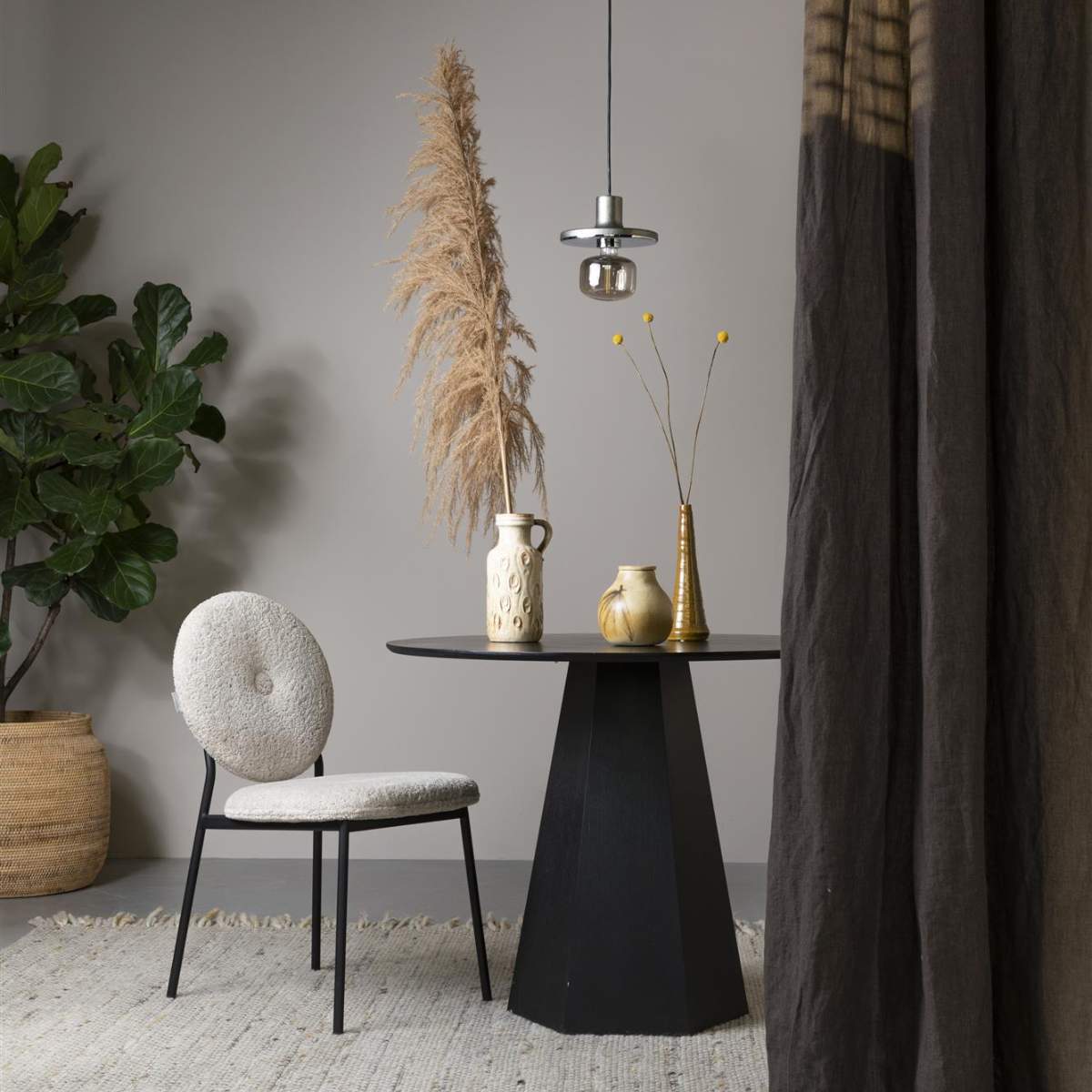 Zuiver Table Pilar Black