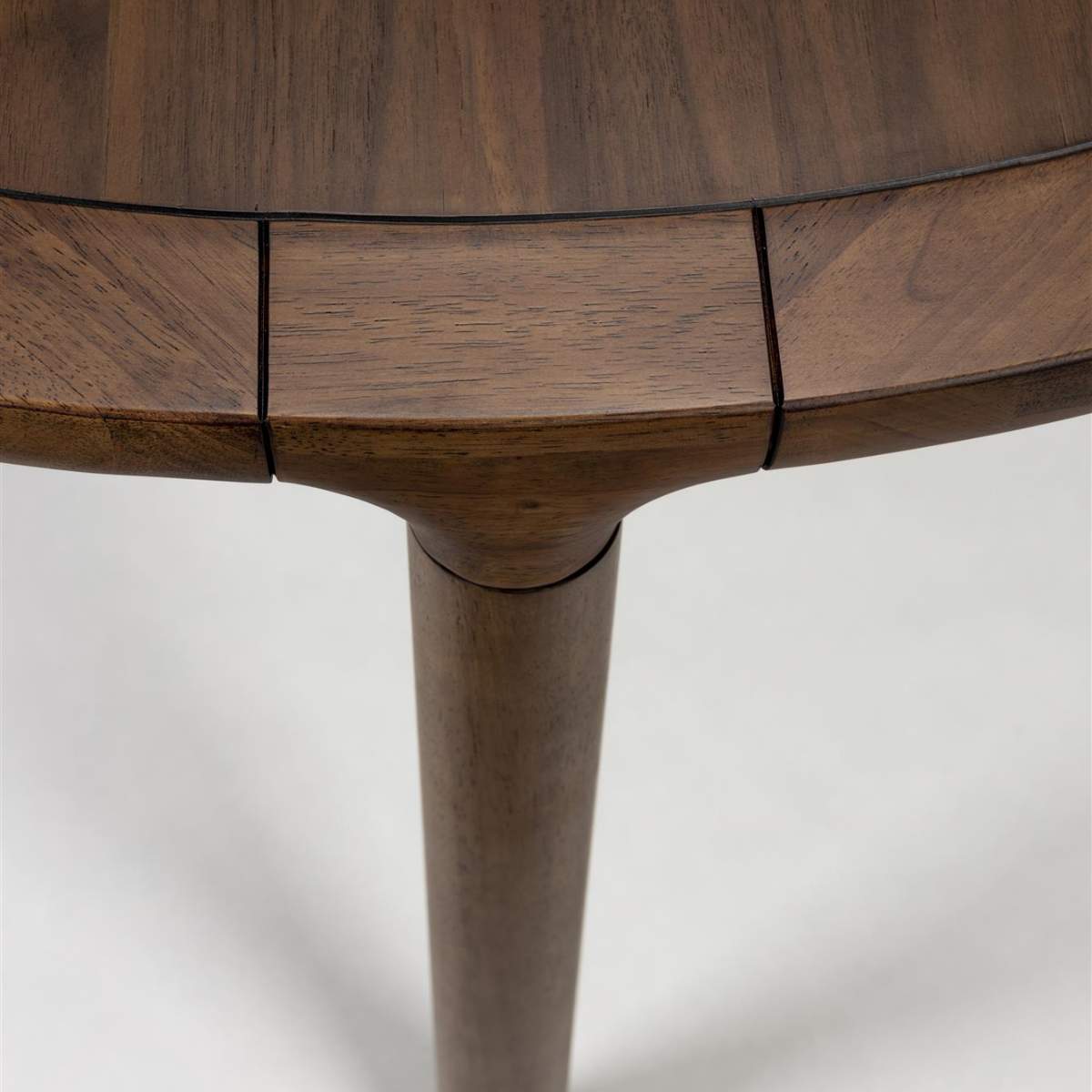 Zuiver Table Storm '128 Walnut