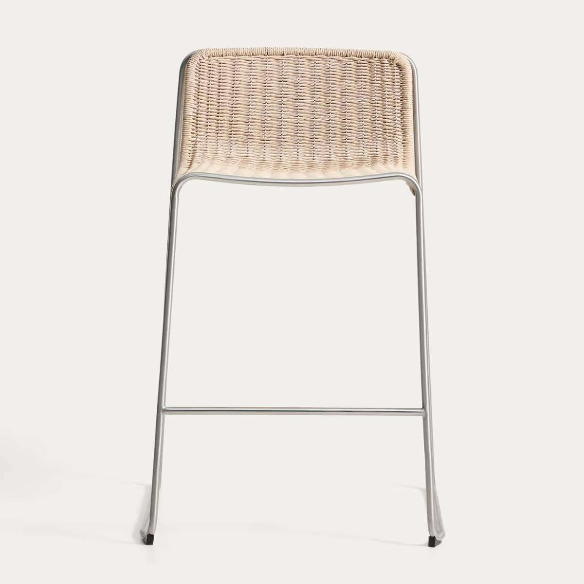 Kave Home Tavari stackable stool in beige synthetic rope cord and AISI 304 stainless steel with brushed finish 75 cm
