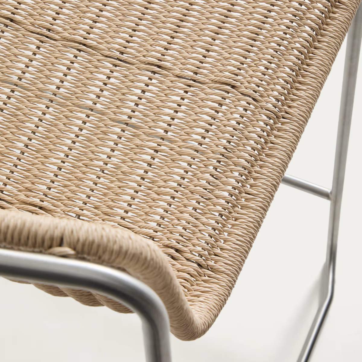 Kave Home Tavari stackable stool in beige synthetic rope cord and AISI 304 stainless steel with brushed finish 75 cm