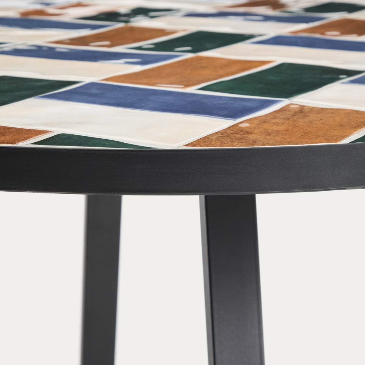 Kave Home Tella round table in taupe galvanised steel with beige tiles Ø120cm