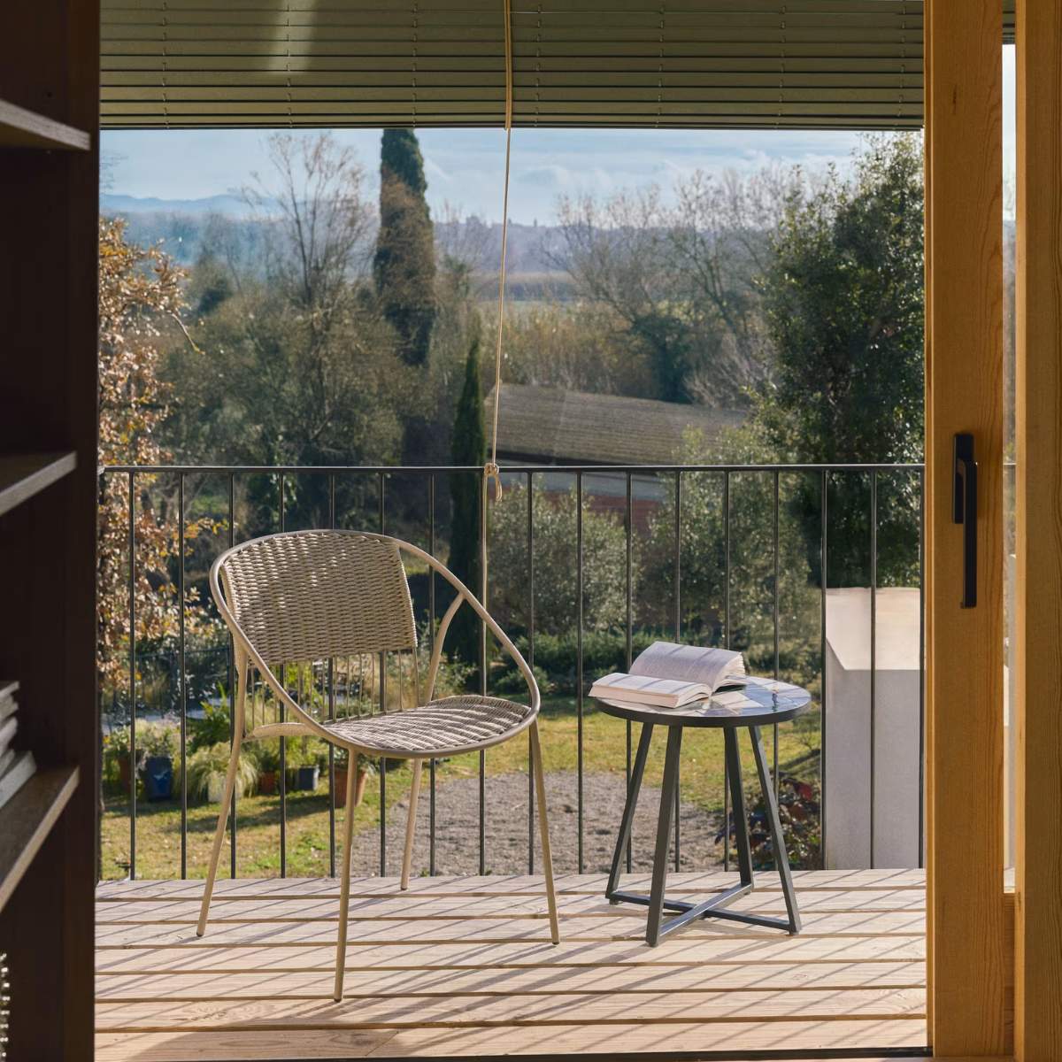 Kave Home Tella round side table in galvanised steel with beige tiles Ø45 cm