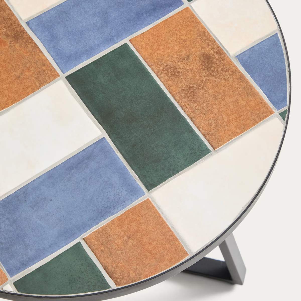 Kave Home Tella round side table in galvanised steel with beige tiles Ø45 cm