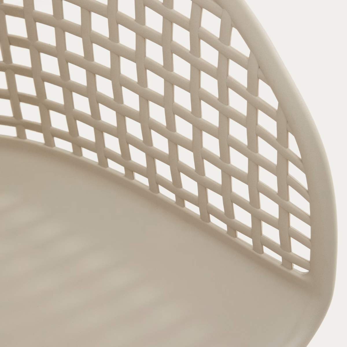 Kave Home Tenaro green plastic outdoor chair with steel structure