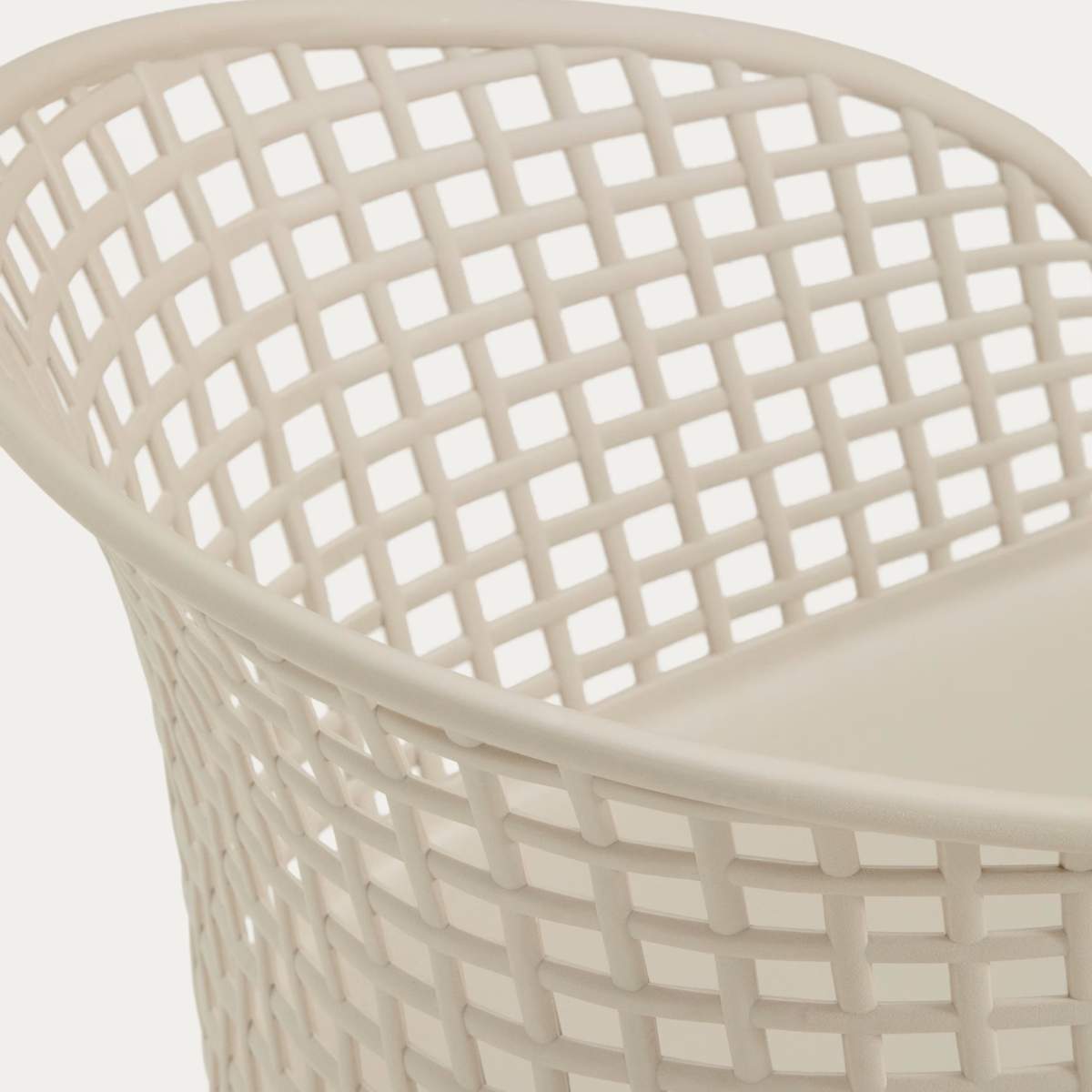 Kave Home Tenaro green plastic outdoor chair with steel structure