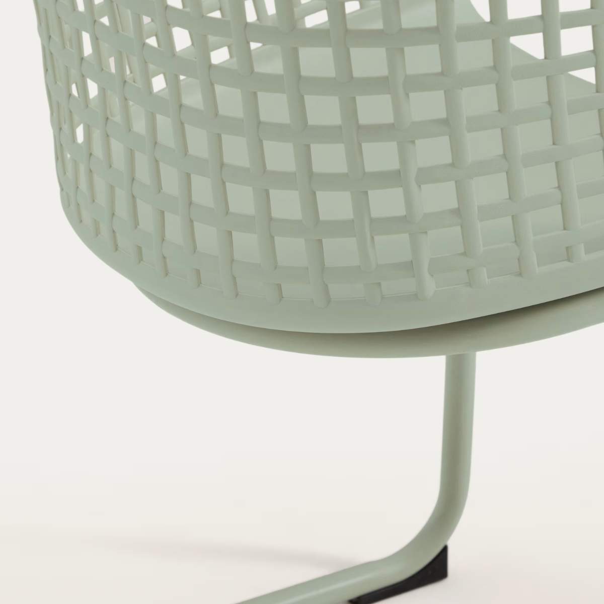 Kave Home Tenaro green plastic outdoor chair with steel structure