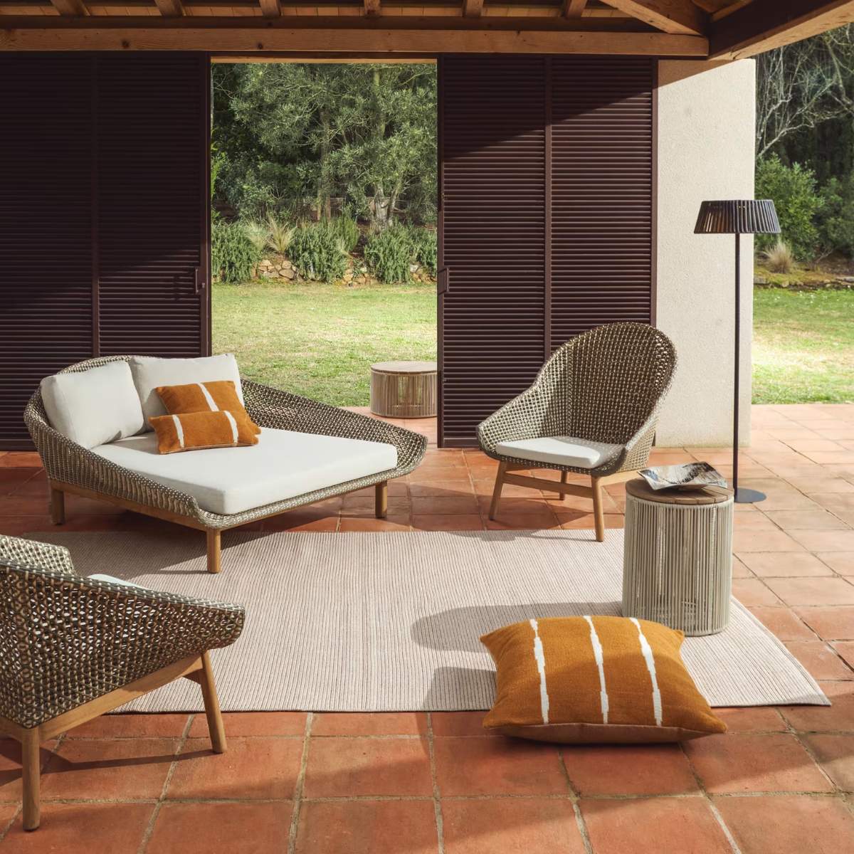 Kave Home Turiane ecru synthetic fibre rug 200 x 300cm