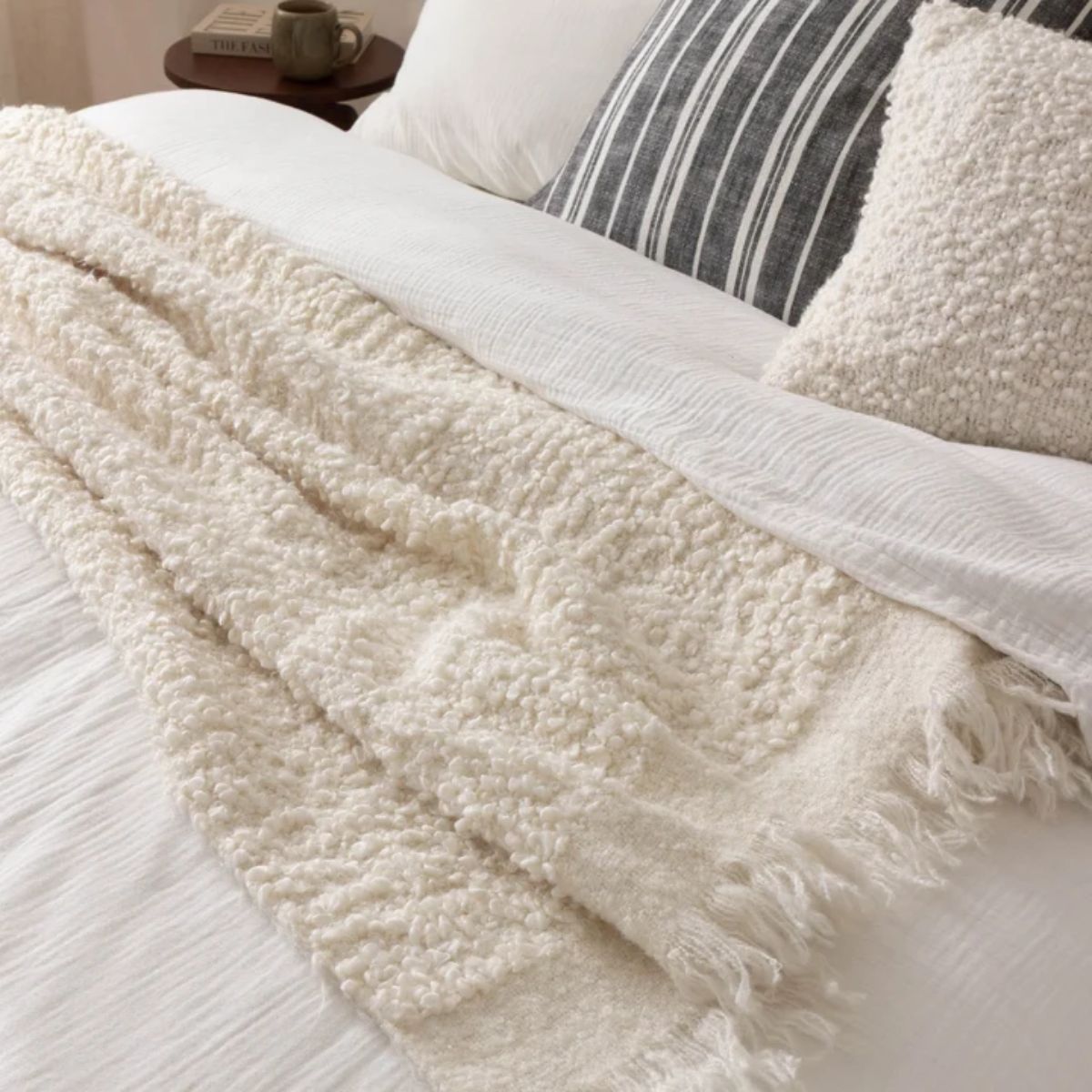 Riva Home Ulsmere Throw