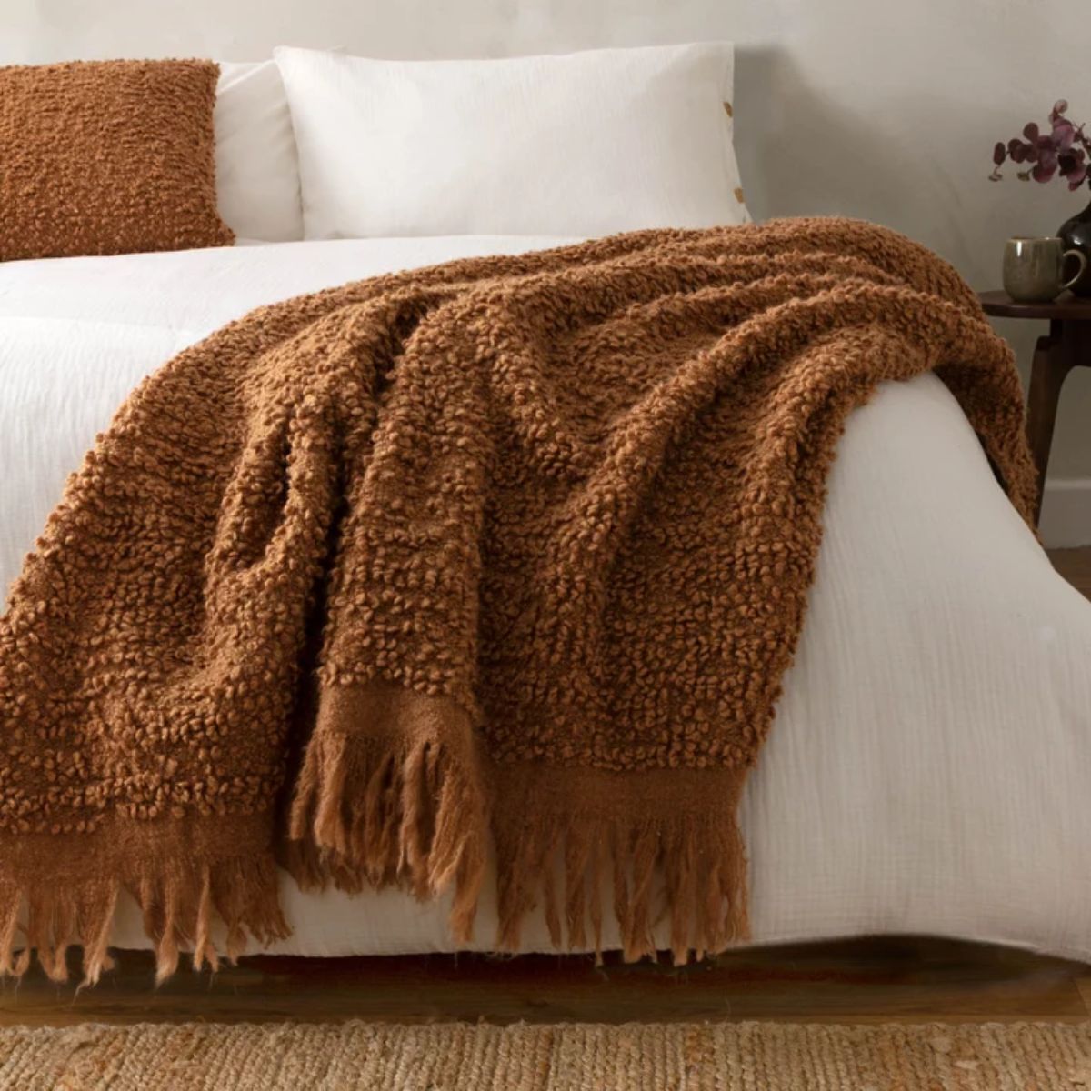 Riva Home Ulsmere Throw