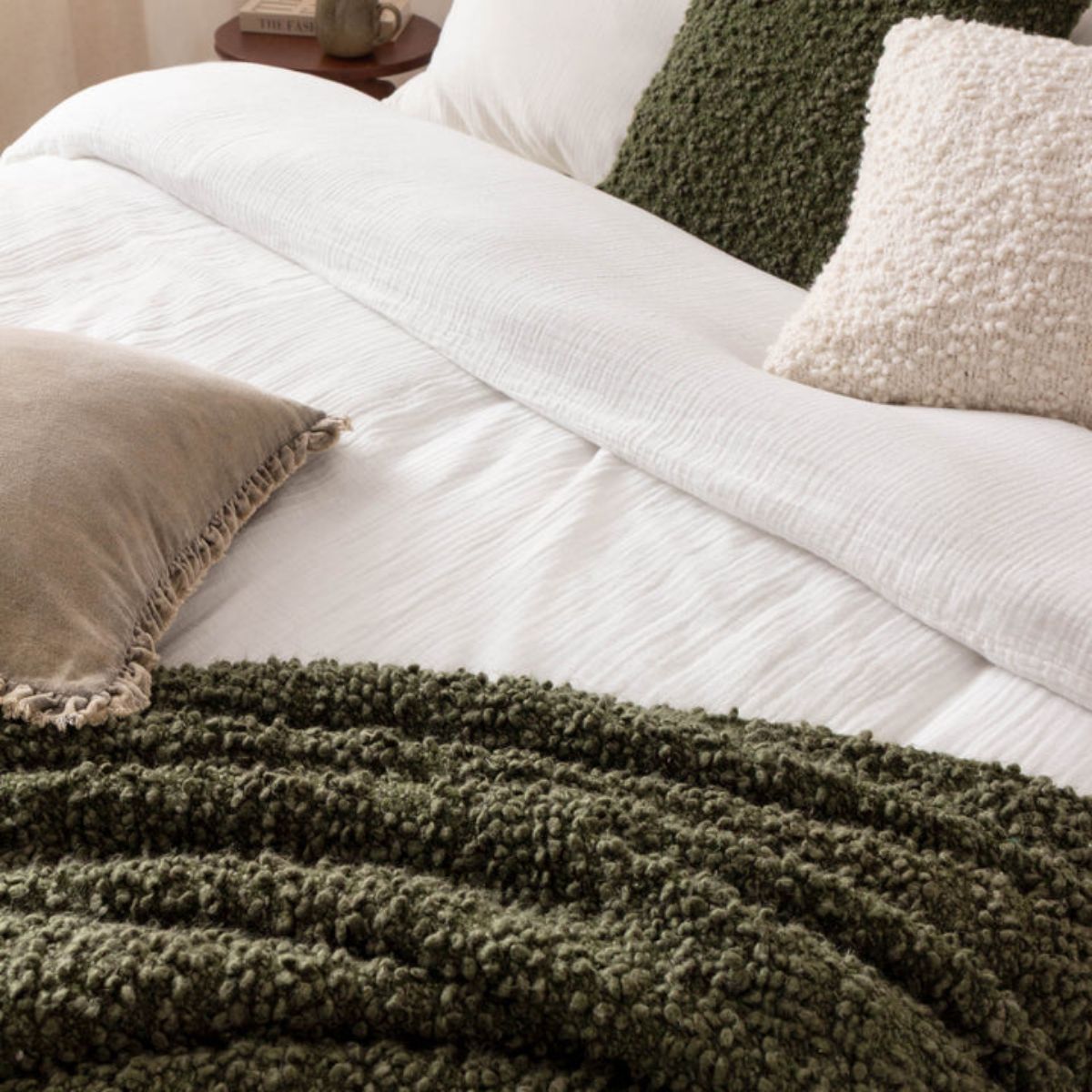 Riva Home Ulsmere Throw