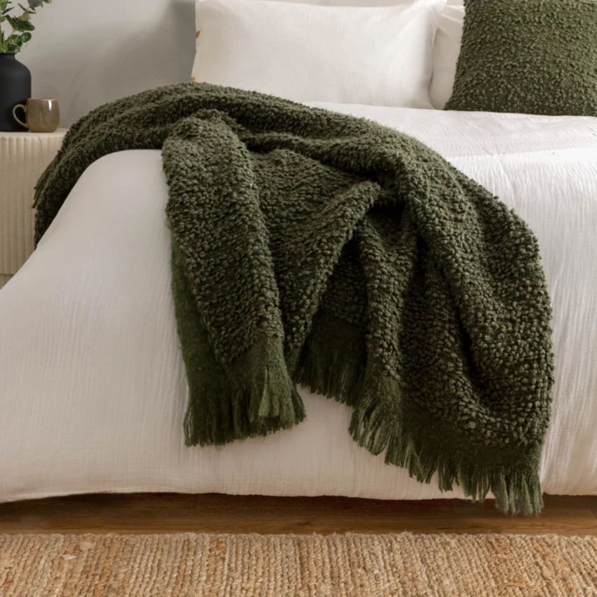 Riva Home Ulsmere Throw