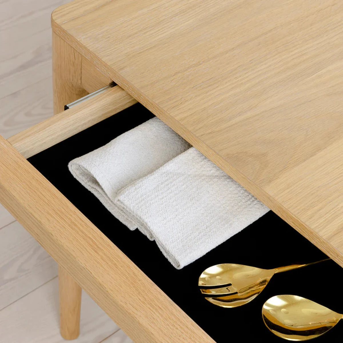 Umage Heart'n'Soul Dining Table 120