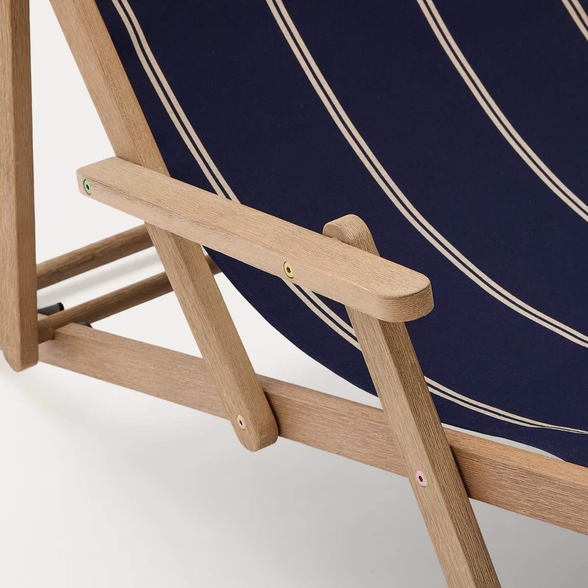 Kave Home Vilara brown and beige striped outdoor folding deck chair made of FSC 100% solid acacia wood