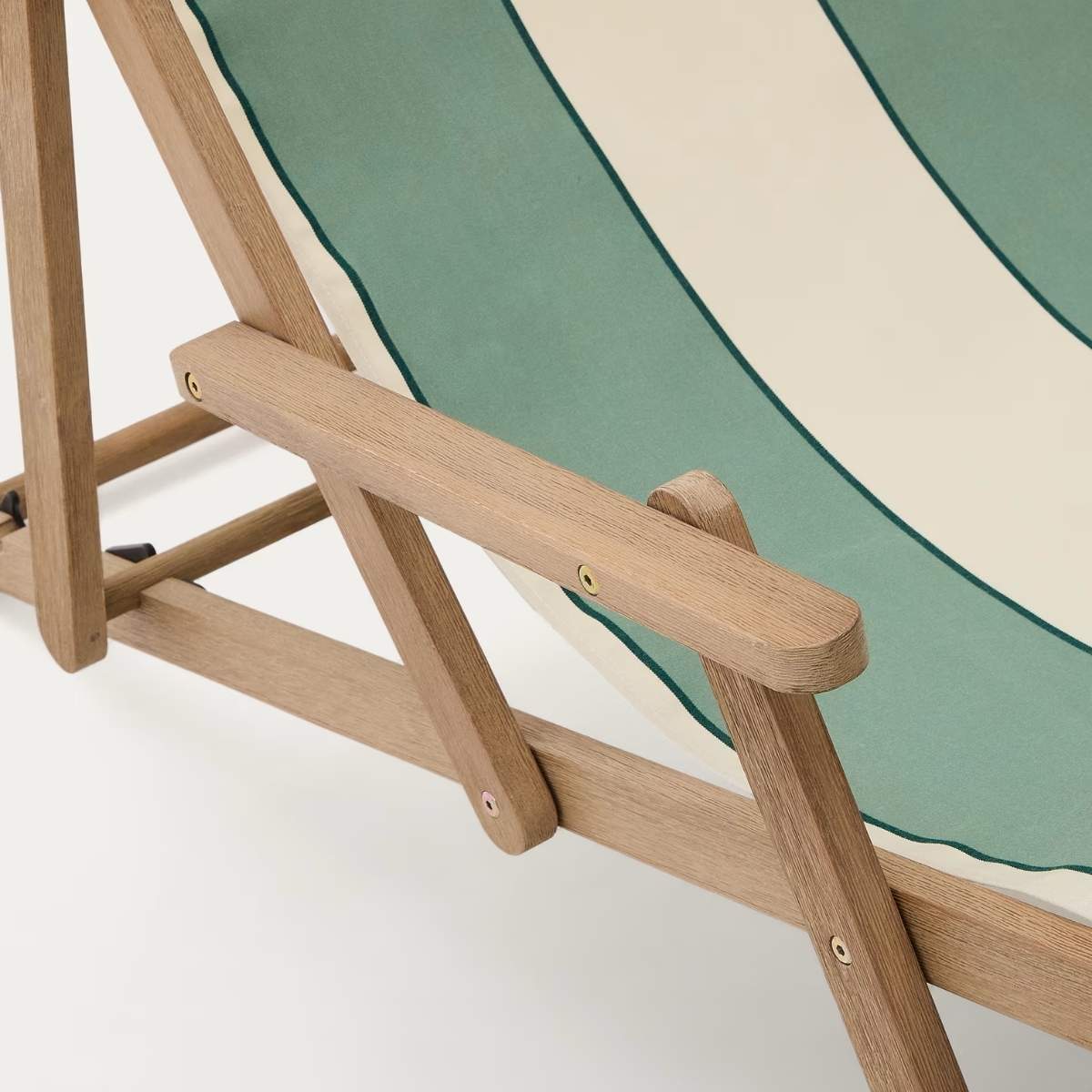 Kave Home Vilara brown and beige striped outdoor folding deck chair made of FSC 100% solid acacia wood