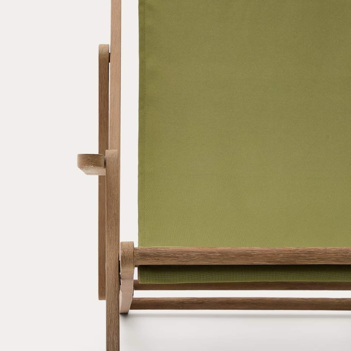 Kave Home Vilara brown and beige striped outdoor folding deck chair made of FSC 100% solid acacia wood