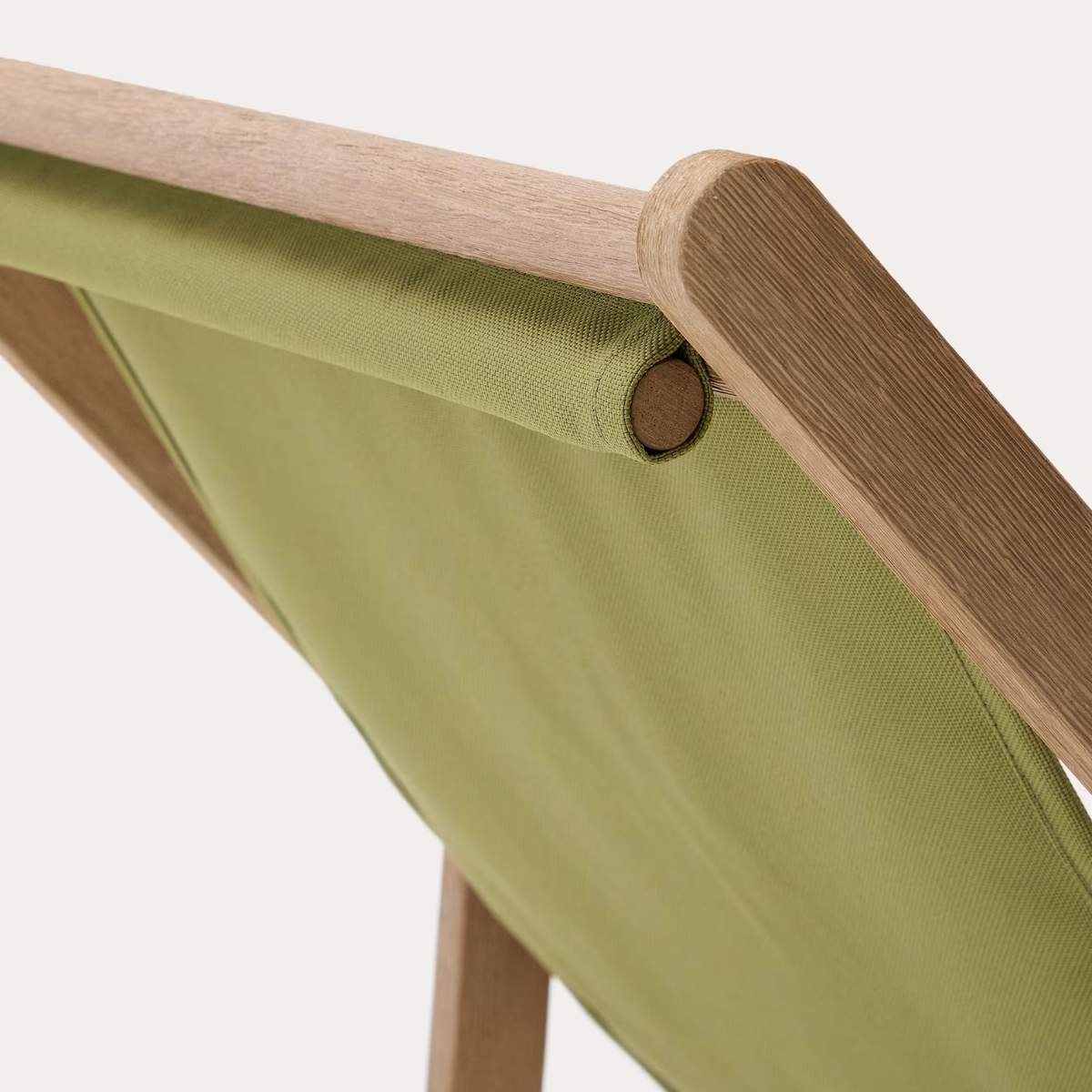 Kave Home Vilara brown and beige striped outdoor folding deck chair made of FSC 100% solid acacia wood