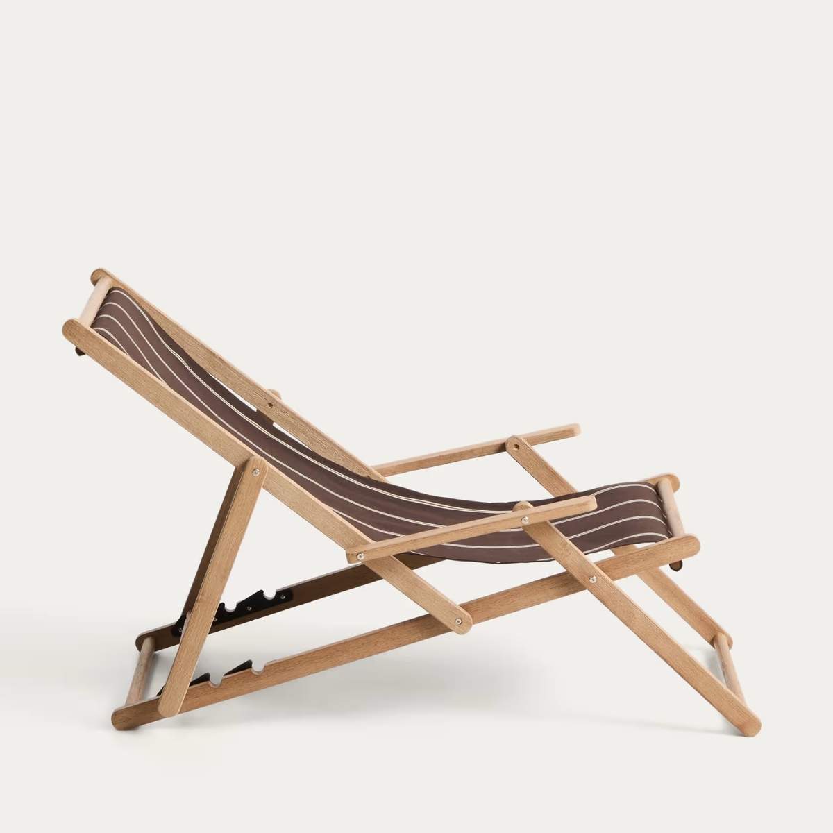 Kave Home Vilara brown and beige striped outdoor folding deck chair made of FSC 100% solid acacia wood