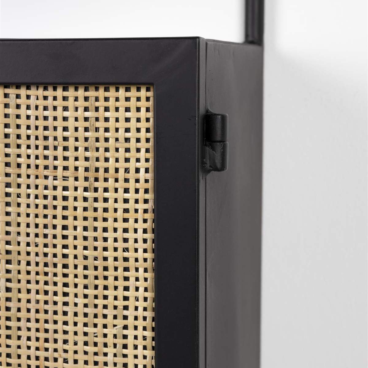 Beau&Co Wall Wine Shelf Guuji