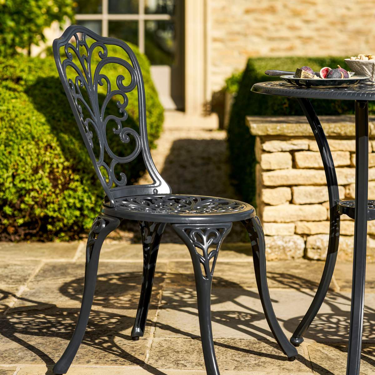Garden Trading Watemoor Bistro Set Carbon