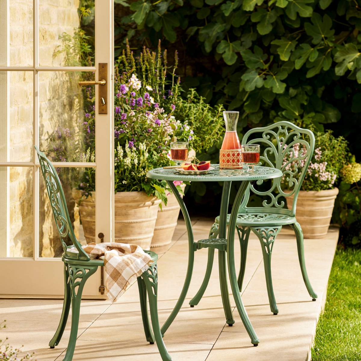 Garden Trading Watemoor Bistro Set Thistle Green