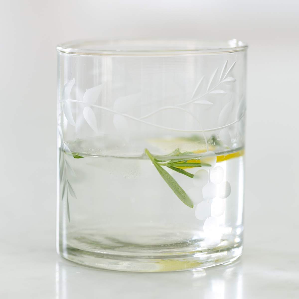 Grand Illusions Water Tumbler Rambling Vine Etched
