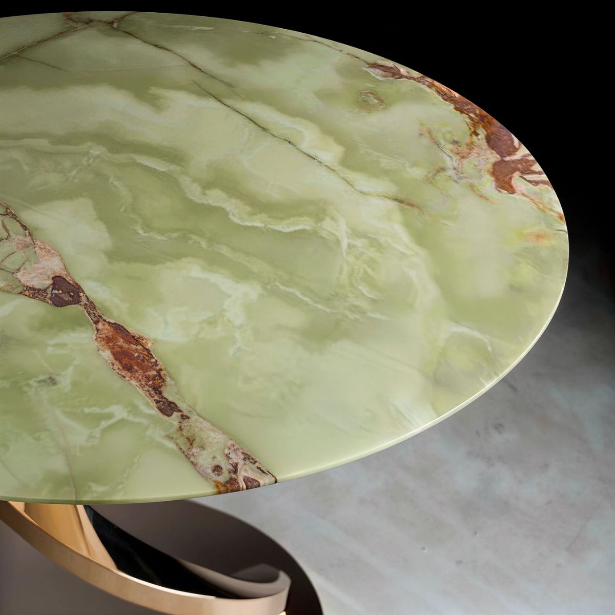 Villari Wave Dining Table