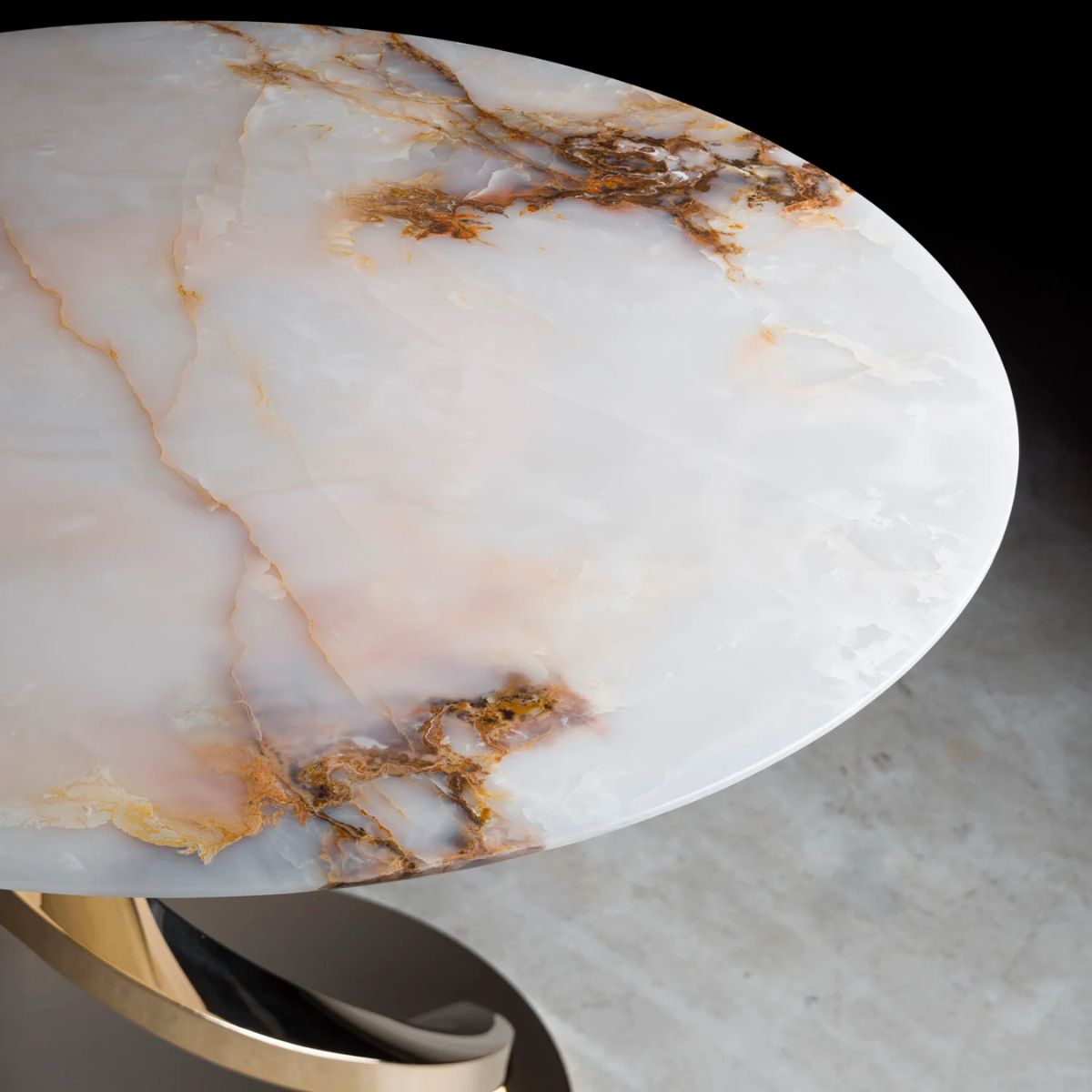 Villari Wave Dining Table