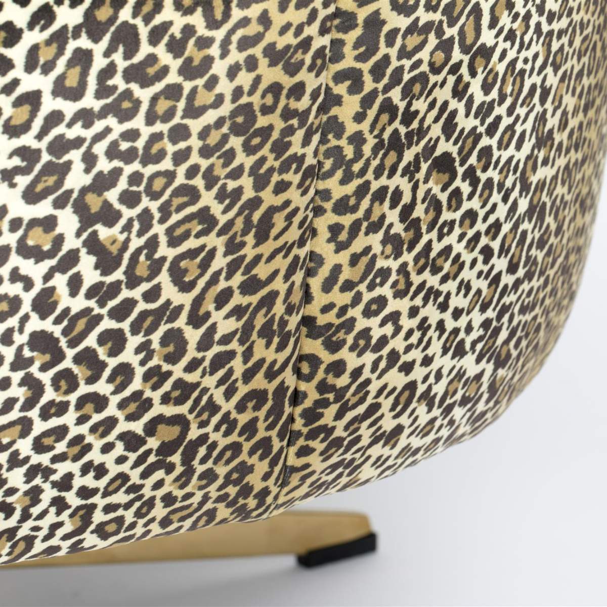 Bold Monkey Where The Sun Doesn't Shine Lounge Chair Panther