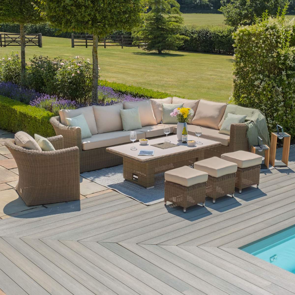 Maze Winchester Deluxe Large Rattan Corner Dining Set