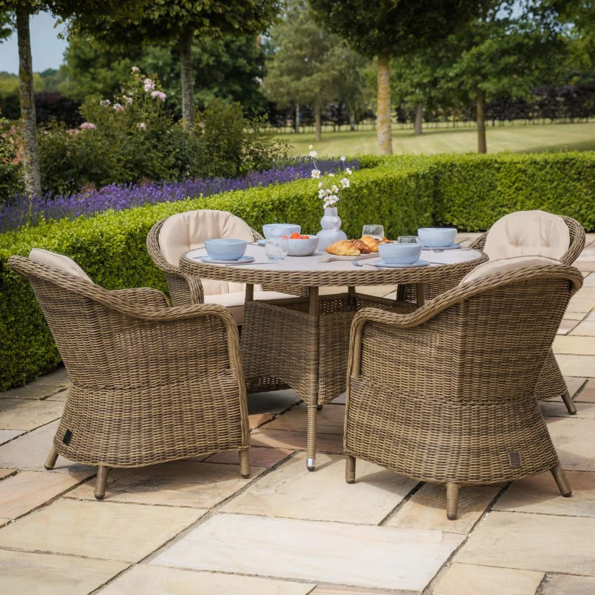 Maze Winchester Heritage 4 Seat Round Rattan Dining Set - Ceramic Glass