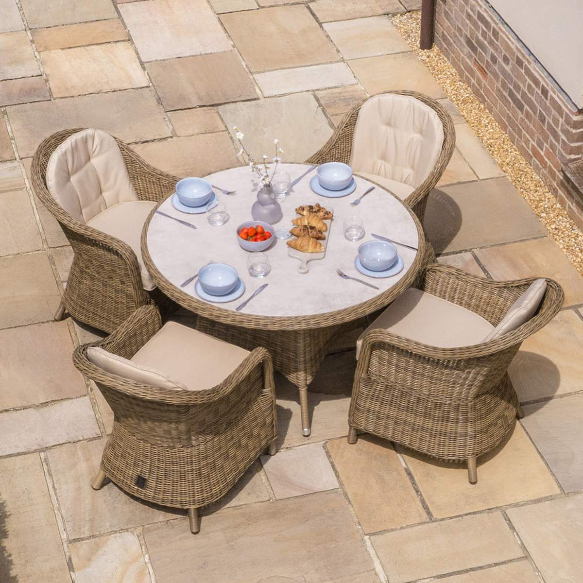 Maze Winchester Heritage 4 Seat Round Rattan Dining Set - Ceramic Glass