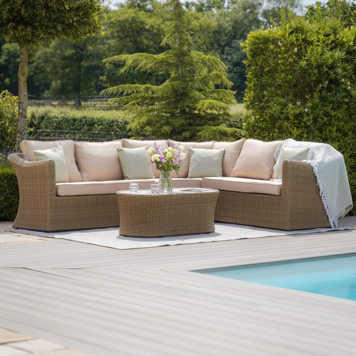 Maze Winchester Large Rattan Corner Sofa Set - Ceramic Glass