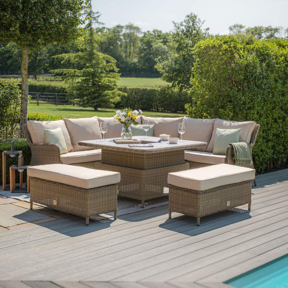Maze Winchester Royal Corner Rattan Dining Set