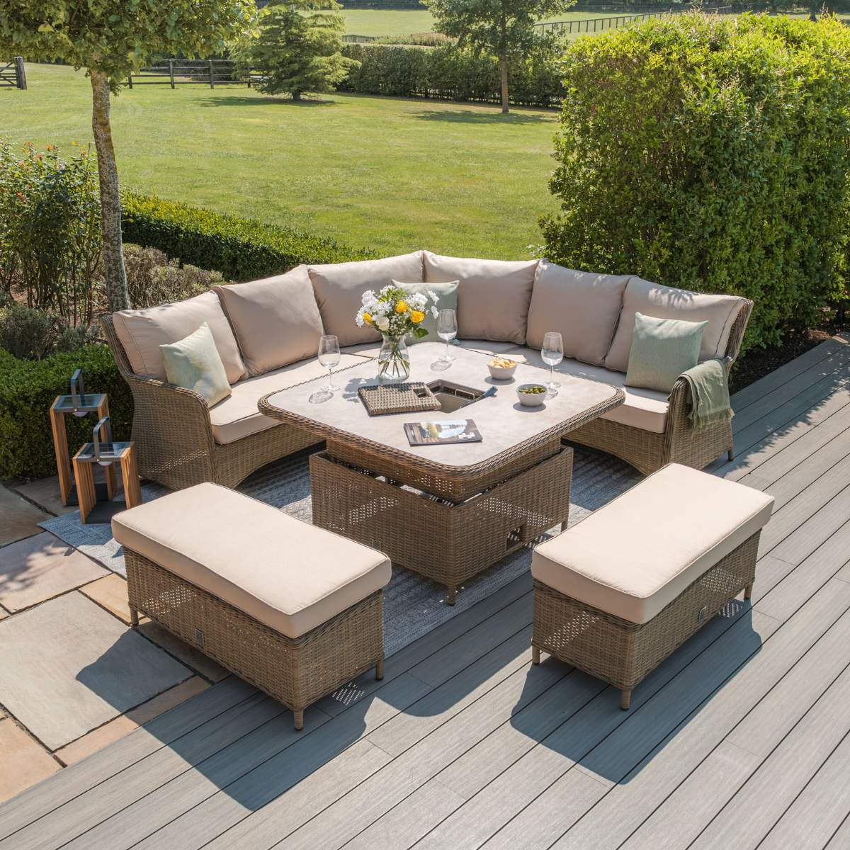 Maze Winchester Royal Corner Rattan Dining Set