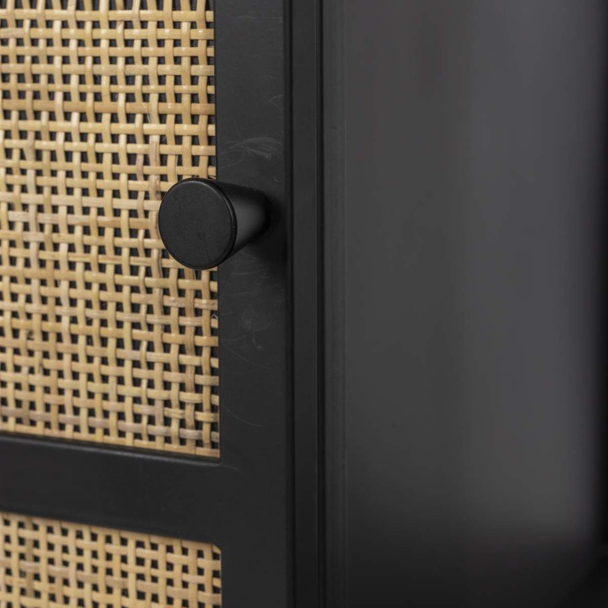 Beau&Co Wine Cabinet Guuji