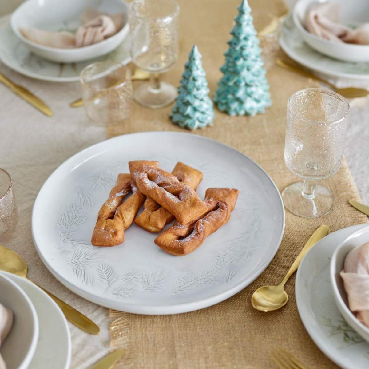 Bloomingville Winter Serving Plate, Nature, Stoneware