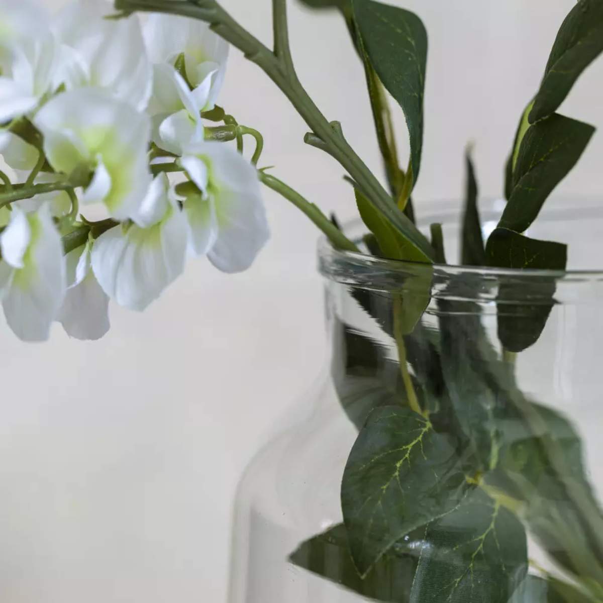 Grand Illusions Wisteria Off White