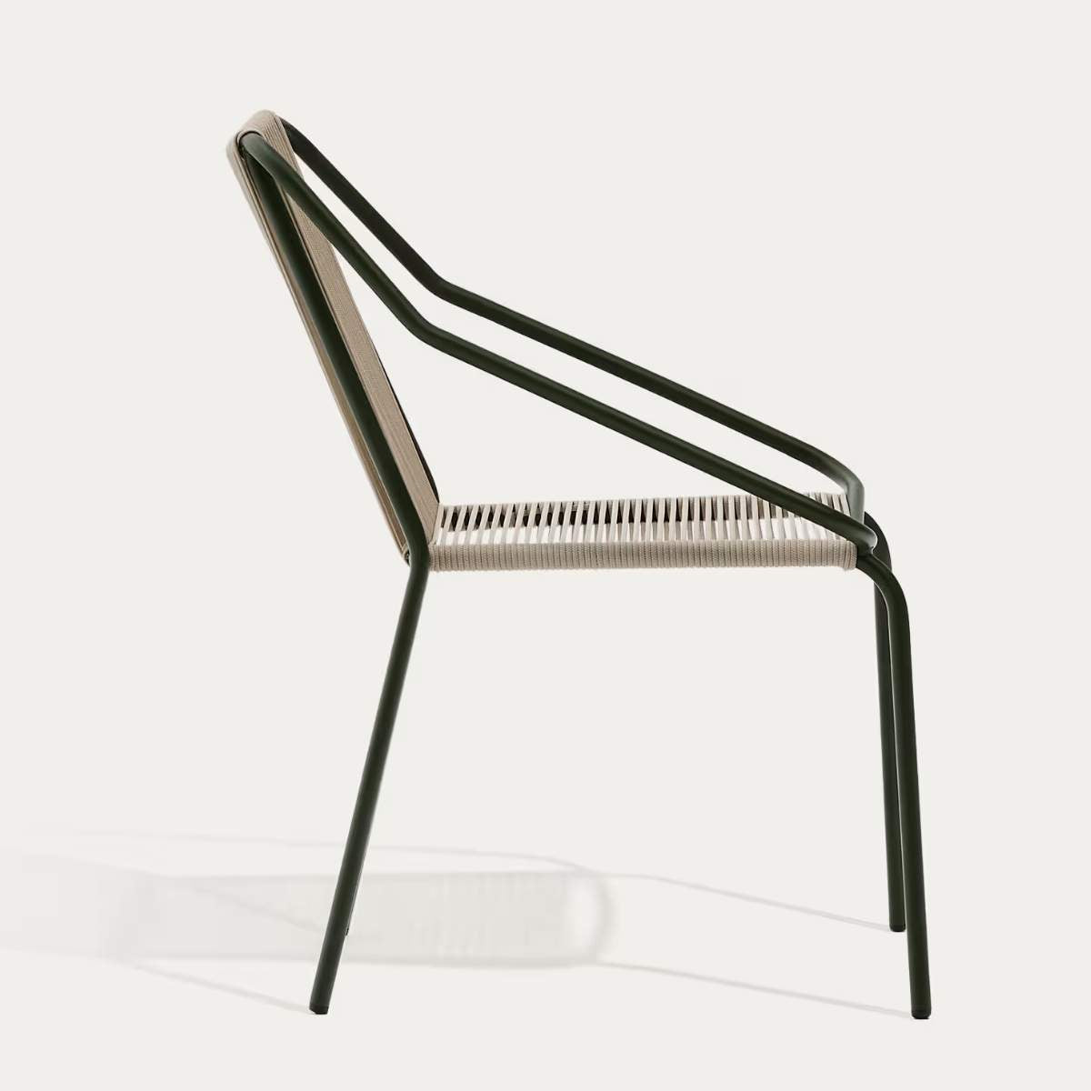 Kave Home Zivia stackable outdoor chair in ecru rope cord and burgundy galvanised steel