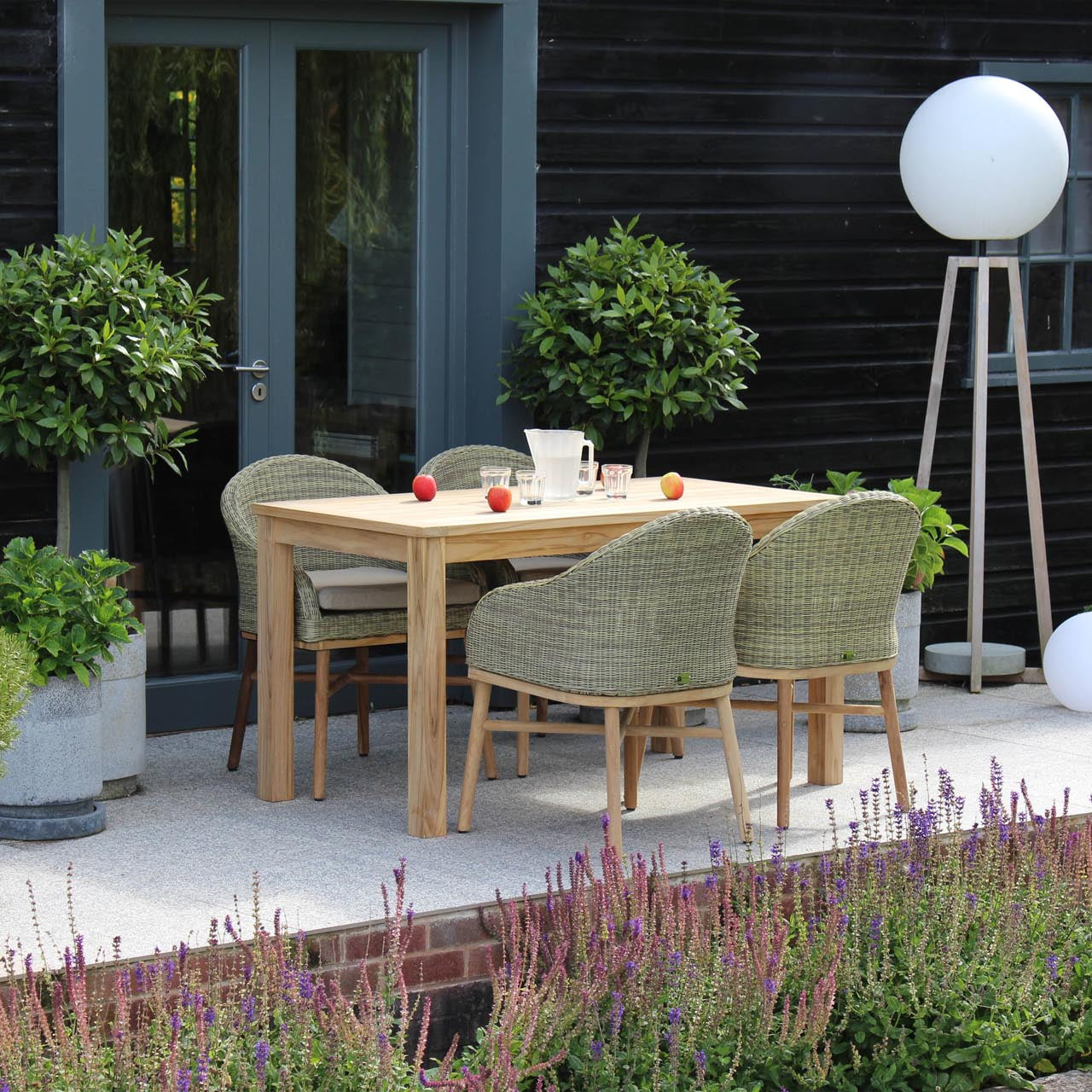 PR Home Antibes Outdoor Dining Table – 135 x 70cm Rectangular – Teak