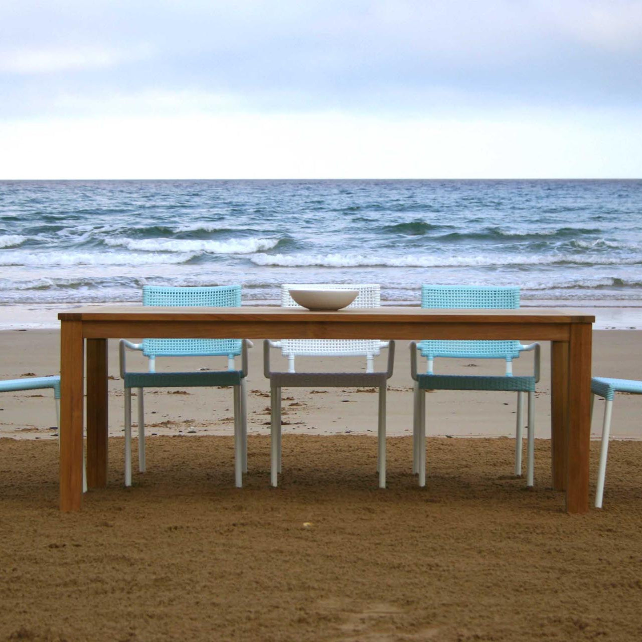 PR Home Antibes Outdoor Dining Table – 210 x 85cm Rectangular – Teak