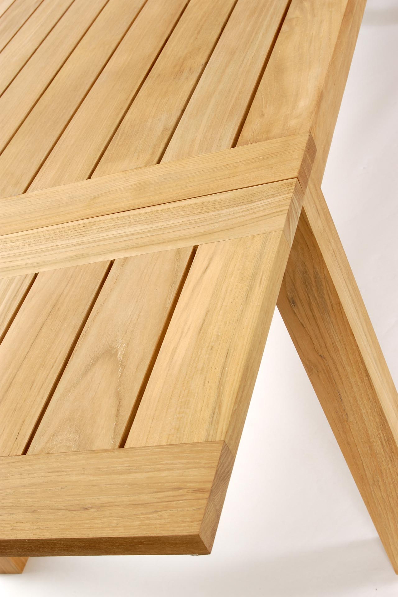 PR Home Antibes Outdoor Dining Table – 190 x 85cm Rectangular – Teak