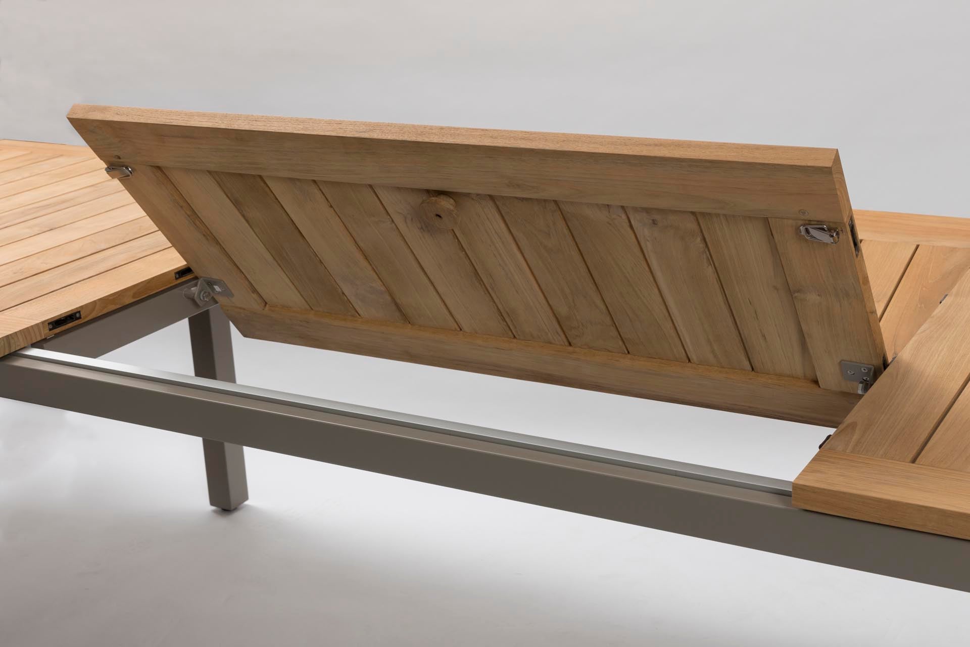 PR Home Atlantic Extending Dining Table – Powder Coated Kubu/Teak