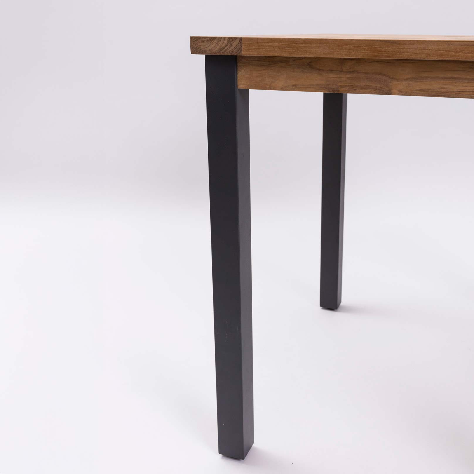 PR Home Atlantic Square Outdoor Dining Table – Anthracite / Teak