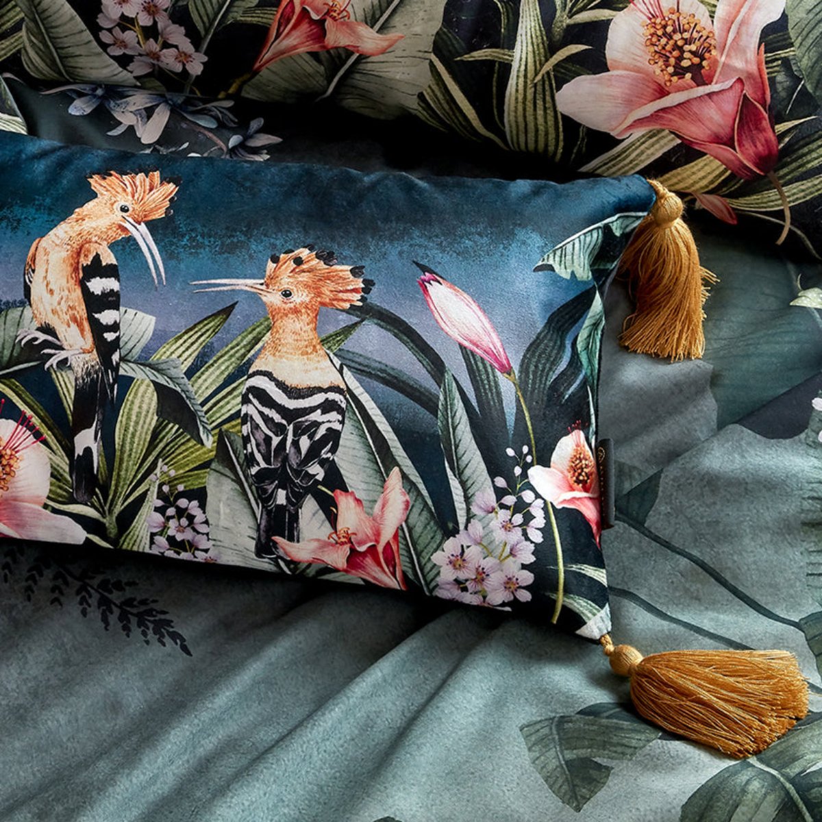 Avalana Courting Hoopoes Tassel Velvet Cushion-Beaumonde
