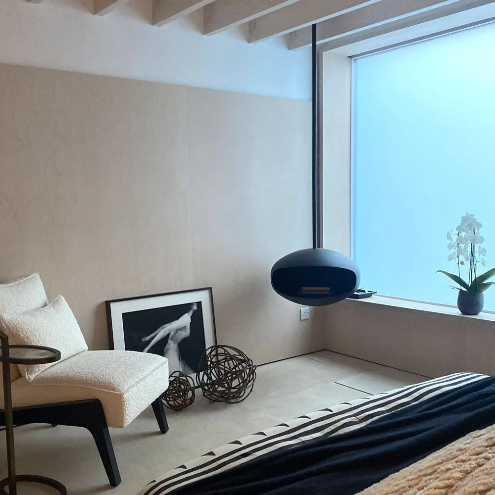 Cocoon Fires Aeris - Matte Black with Black Pole