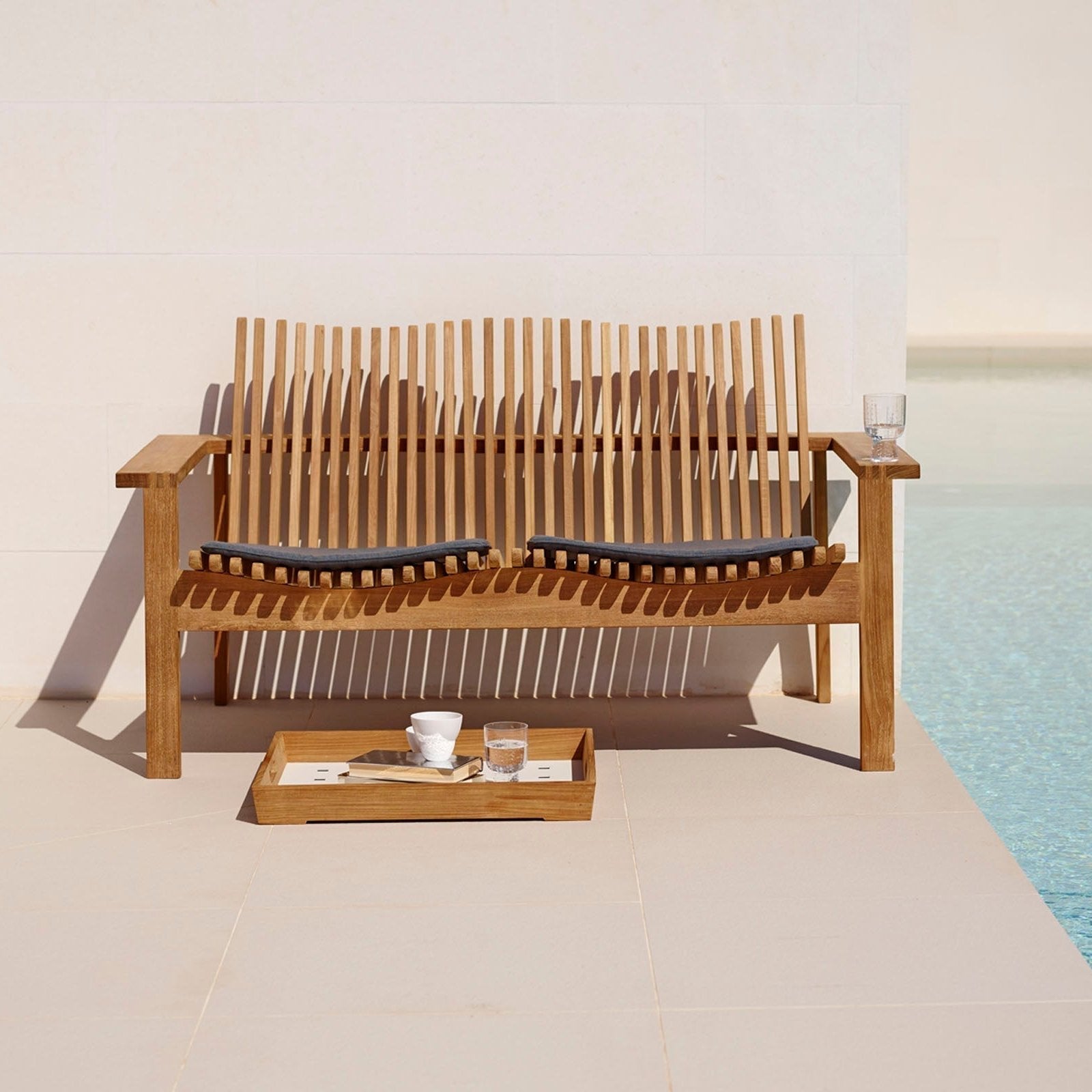 Cane-line Amaze 2-Seater Sofa Stackable-Beaumonde