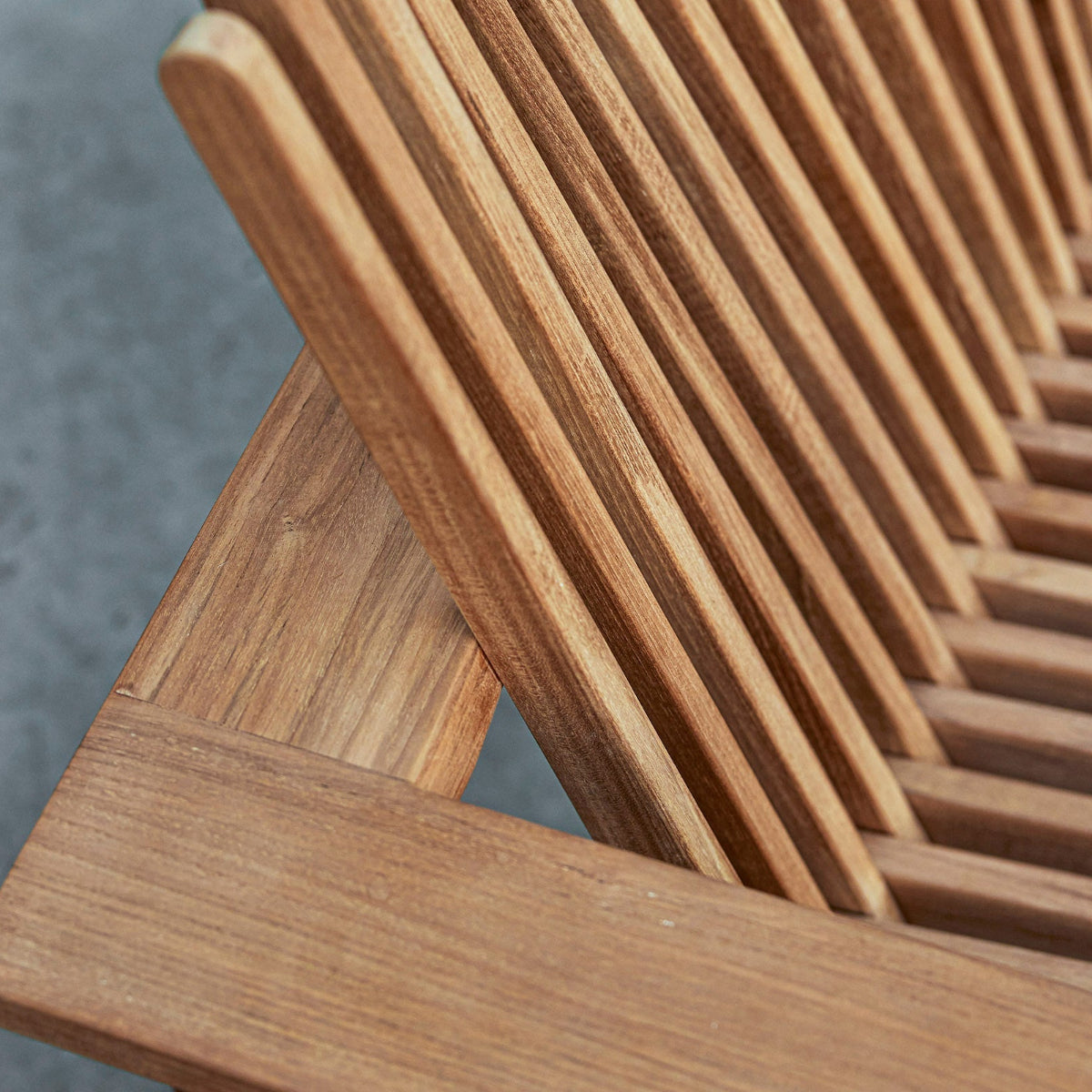 Cane-line Amaze Lounge Chair Stackable-Beaumonde