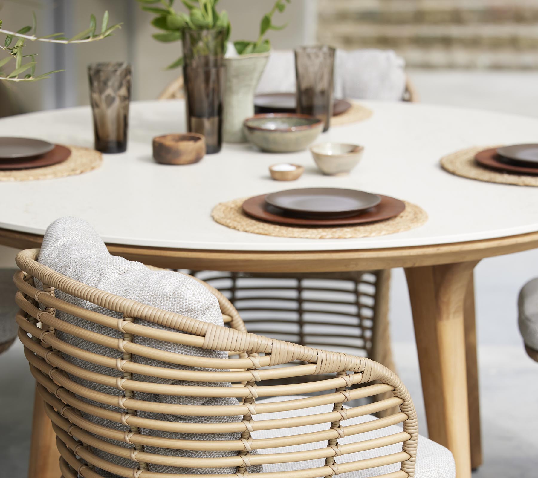 Cane-line Aspect Dining Table Base, Dia. 144cm-Beaumonde