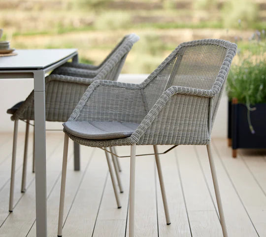 Cane-line Breeze Chair, Stackable-Beaumonde